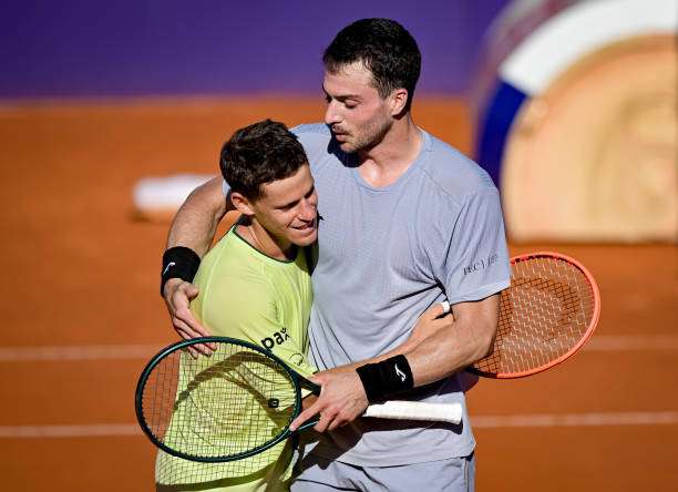 مارتينيز وشفارتزمان