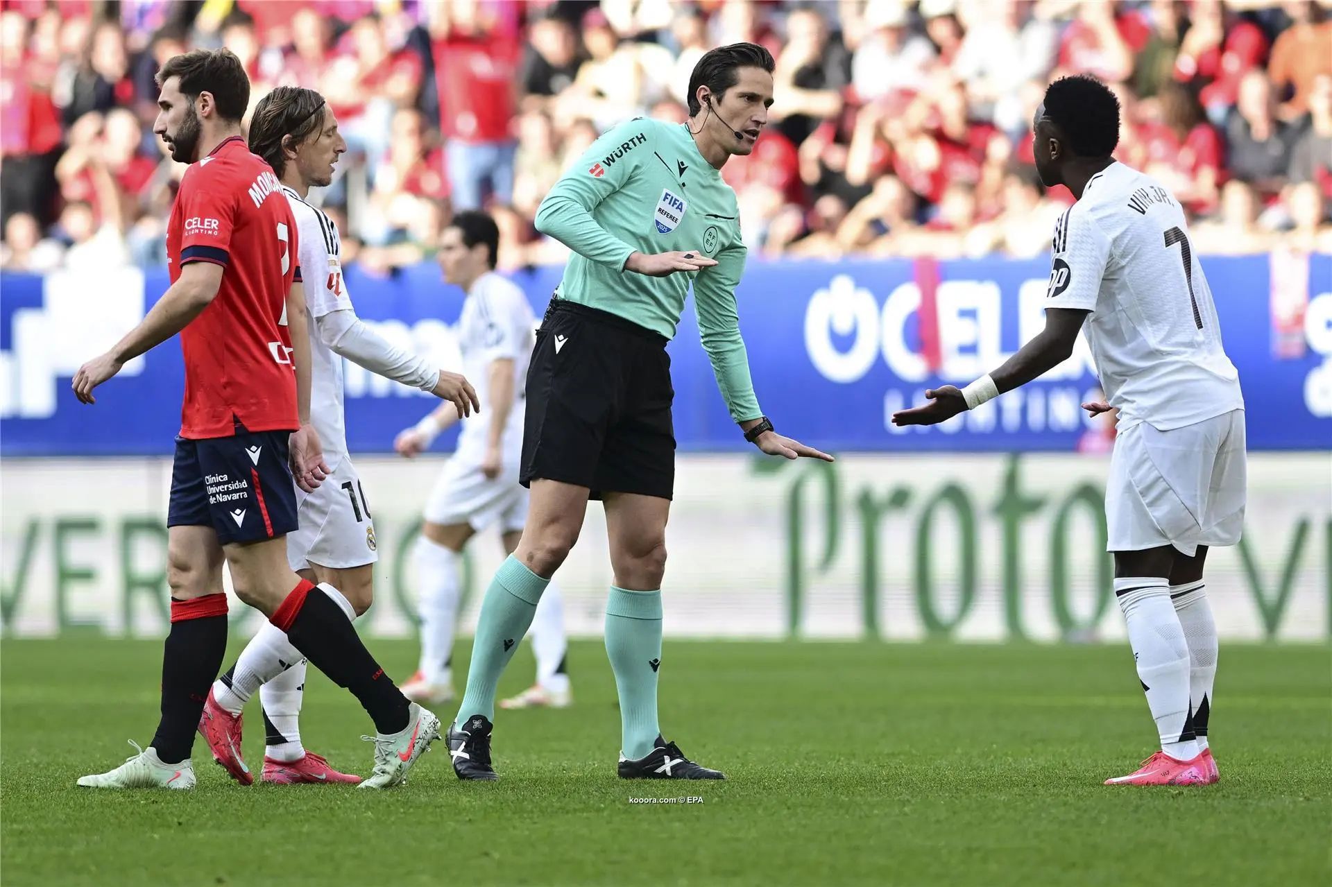 ?i=epa%2fsoccer%2f2025-02%2f2025-02-15%2f2025-02-15-11898364_epa