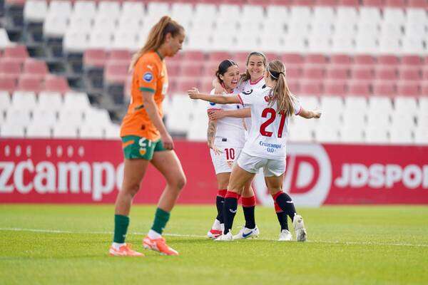 ياسمين مرابط ضد إشبيلية