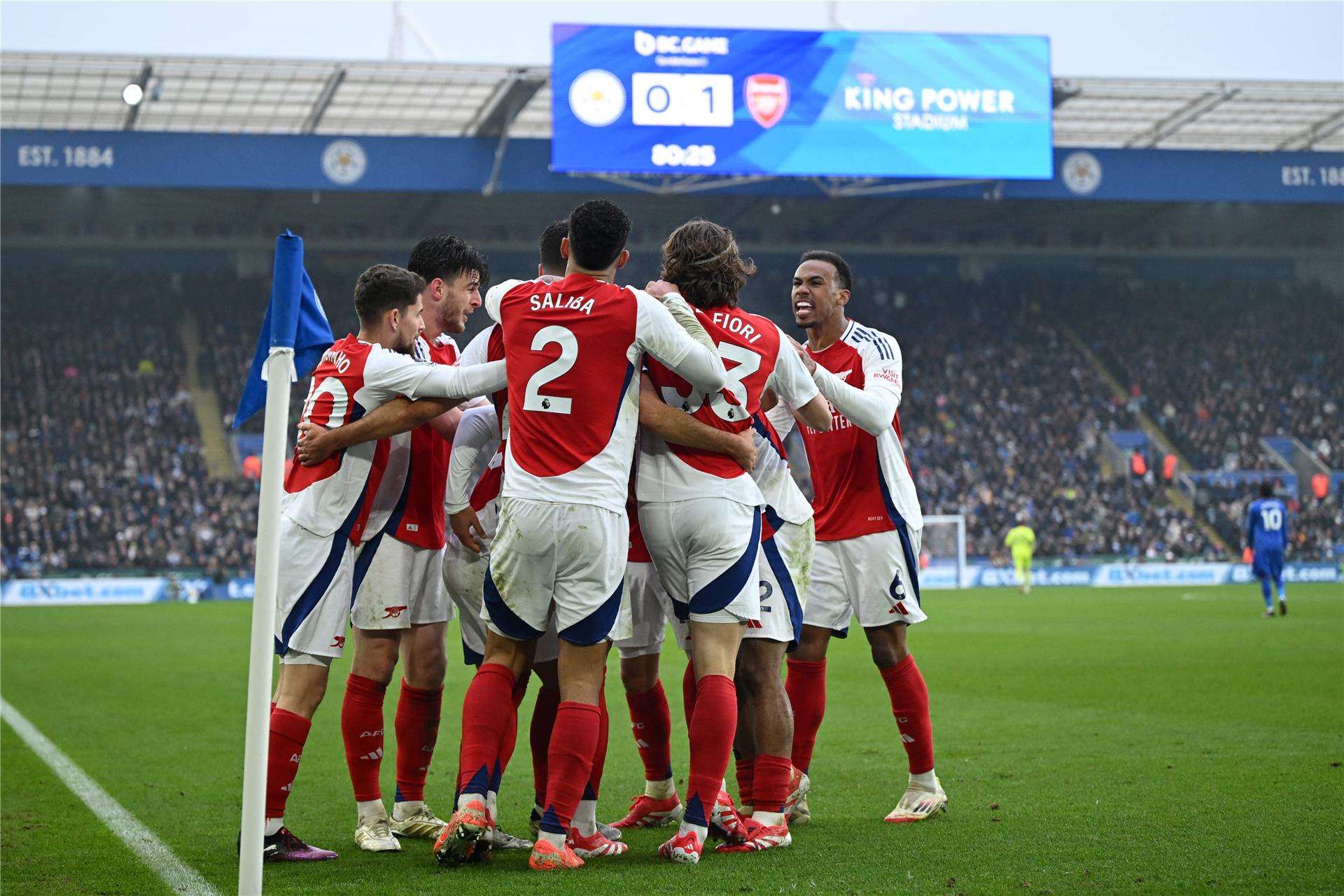 فرحة لاعبي أرسنال