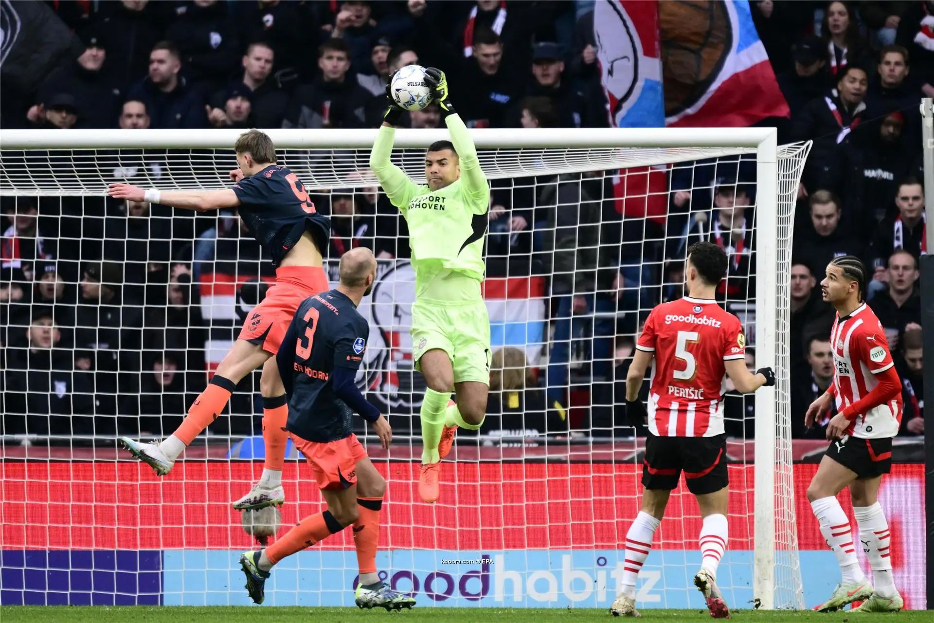 ?i=epa%2fsoccer%2f2025-02%2f2025-02-15%2f2025-02-15-11898467_epa