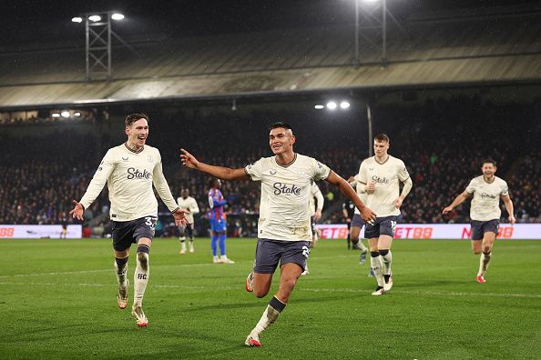 لاعبو إيفرتون