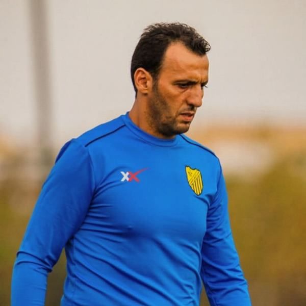 أكرم روماني