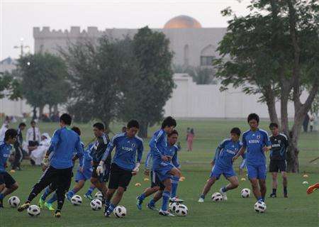 تدريبات المنتخب الياباني الأولمبي في الدوحة