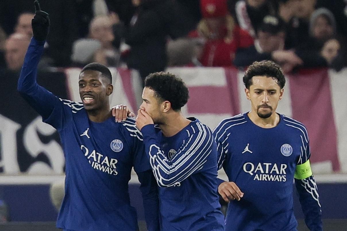 لاعبو باريس سان جيرمان