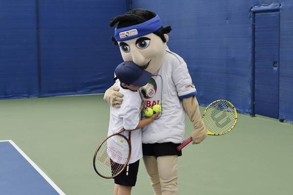 %D8%AA%D9%84%D8%AA%D8%B2%D9%85%20%D8%A8%D8%B7%D9%88%D9%84%D8%A7%D8%AA%20%D8%AF%D8%A8%D9%8A%20%D8%A7%D9%84%D8%AD%D8%B1%D8%A9%20%D9%84%D9%84%D8%AA%D9%86%D8%B3%20%D8%A8%D8%A5%D8%B4%D8%B1%D8%A7%D9%83%20%D8%A7%D9%84%D8%B4%D8%A8%D8%A7%D8%A8%20%D9%88%D8%AF%D9%85%D8%AC%D9%87%D9%85%20%D9%81%D9%8A%20%D8%B9%D8%A7%D9%84%D9%85%20%D8%A7%D9%84%D8%B1%D9%8A%D8%A7%D8%B6%D8%A9