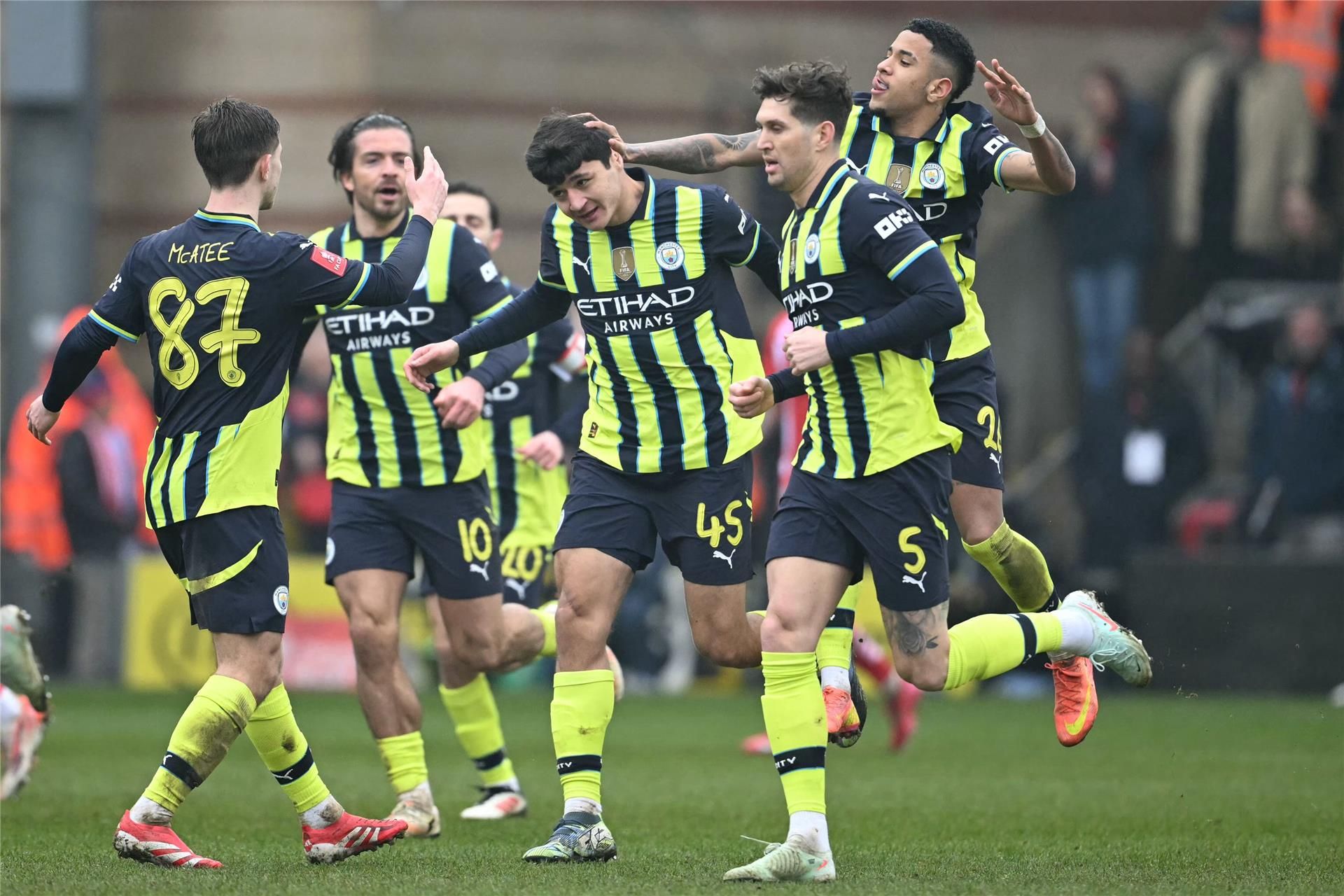 لاعبو مانشستر سيتي