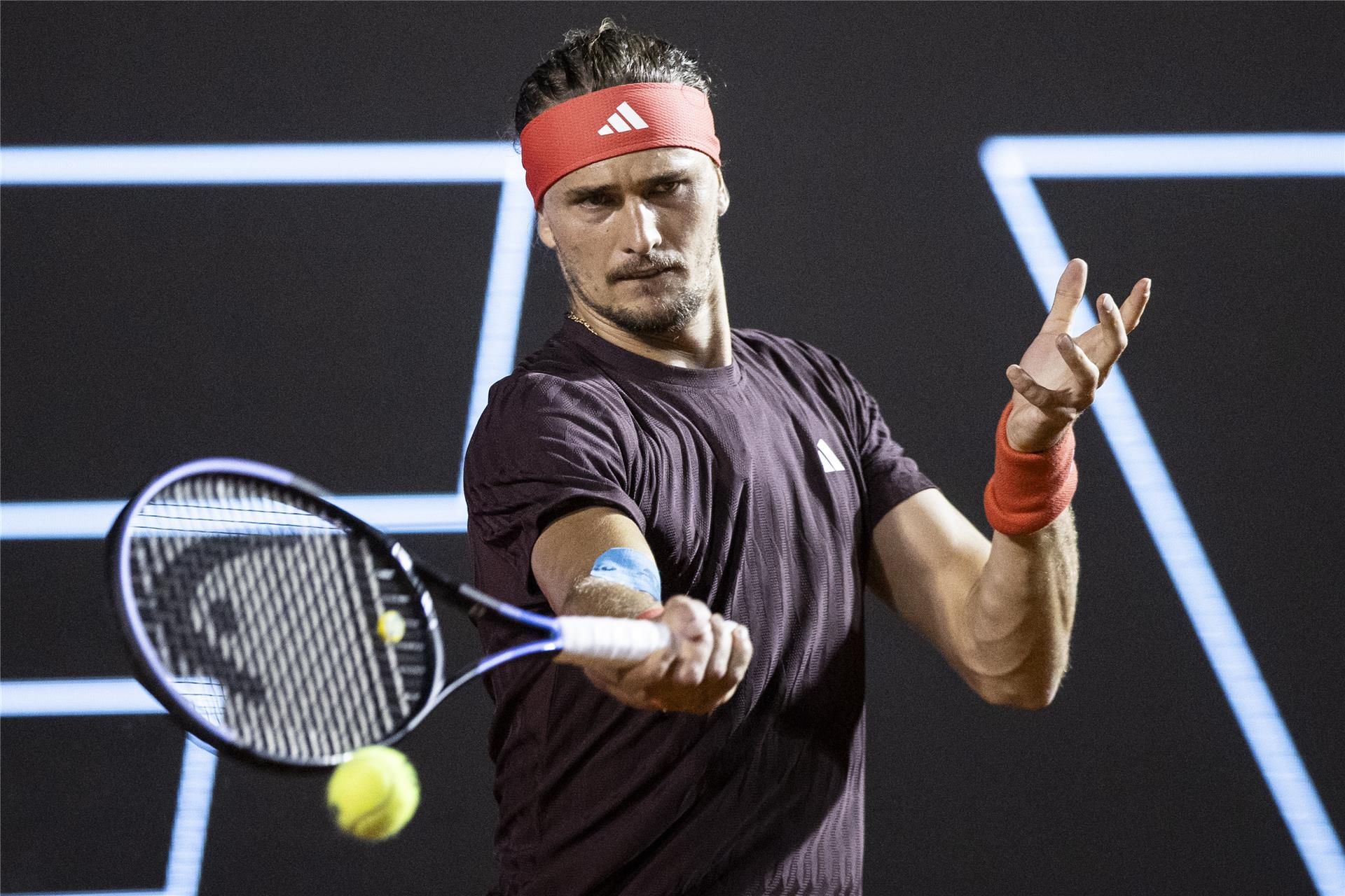 ألكسندر زفيريف