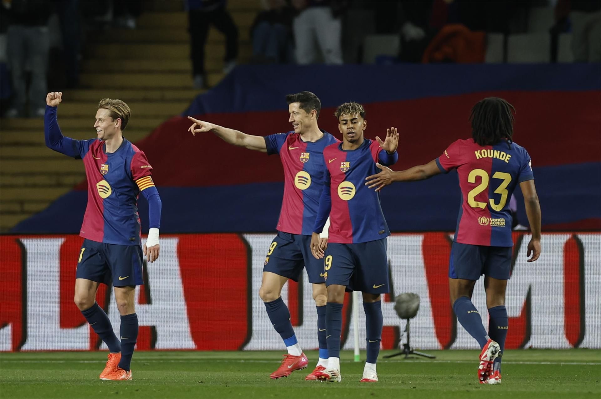 لاعبو برشلونة