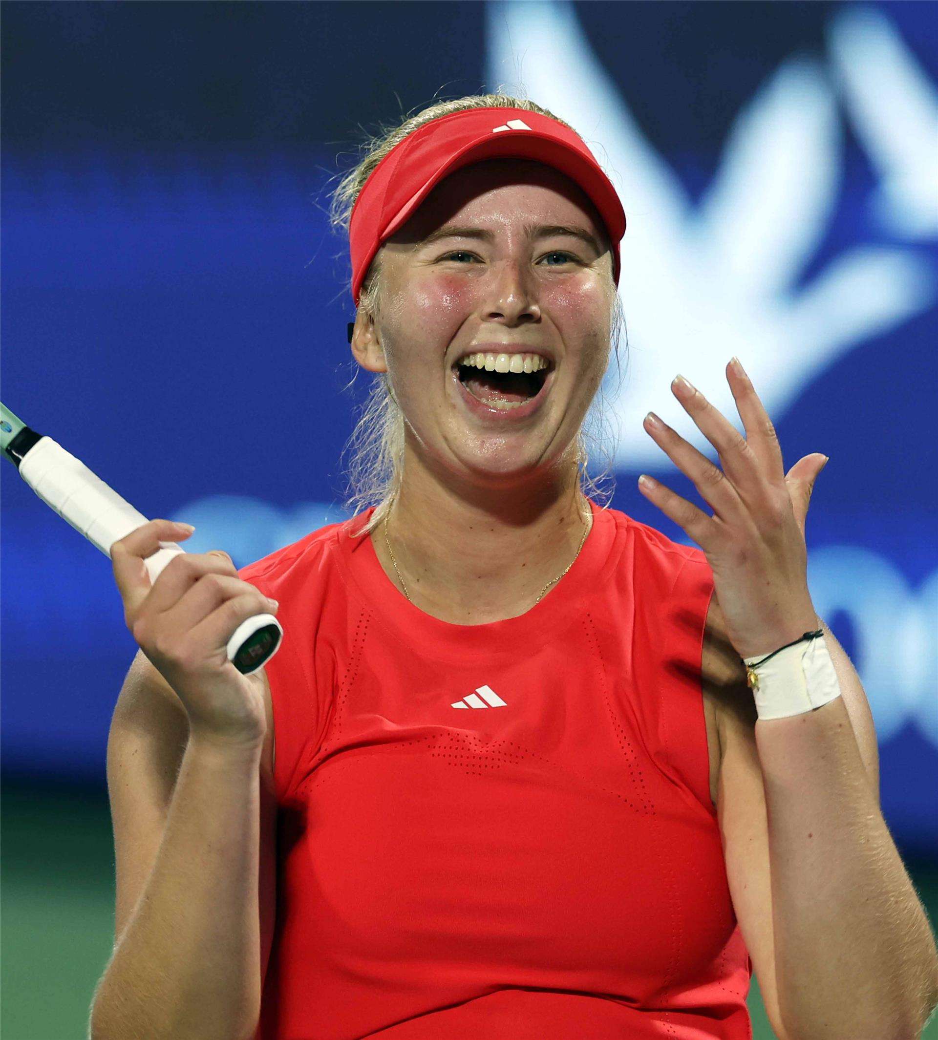 كلارا تاوسون