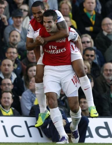 2011-11-19t141323z_01_dst07_rtridsp_3_soccer-england_reuters