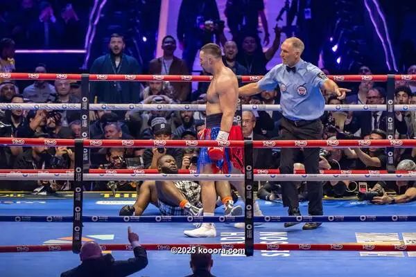 ?i=corr%2f557%2fkoo_557537