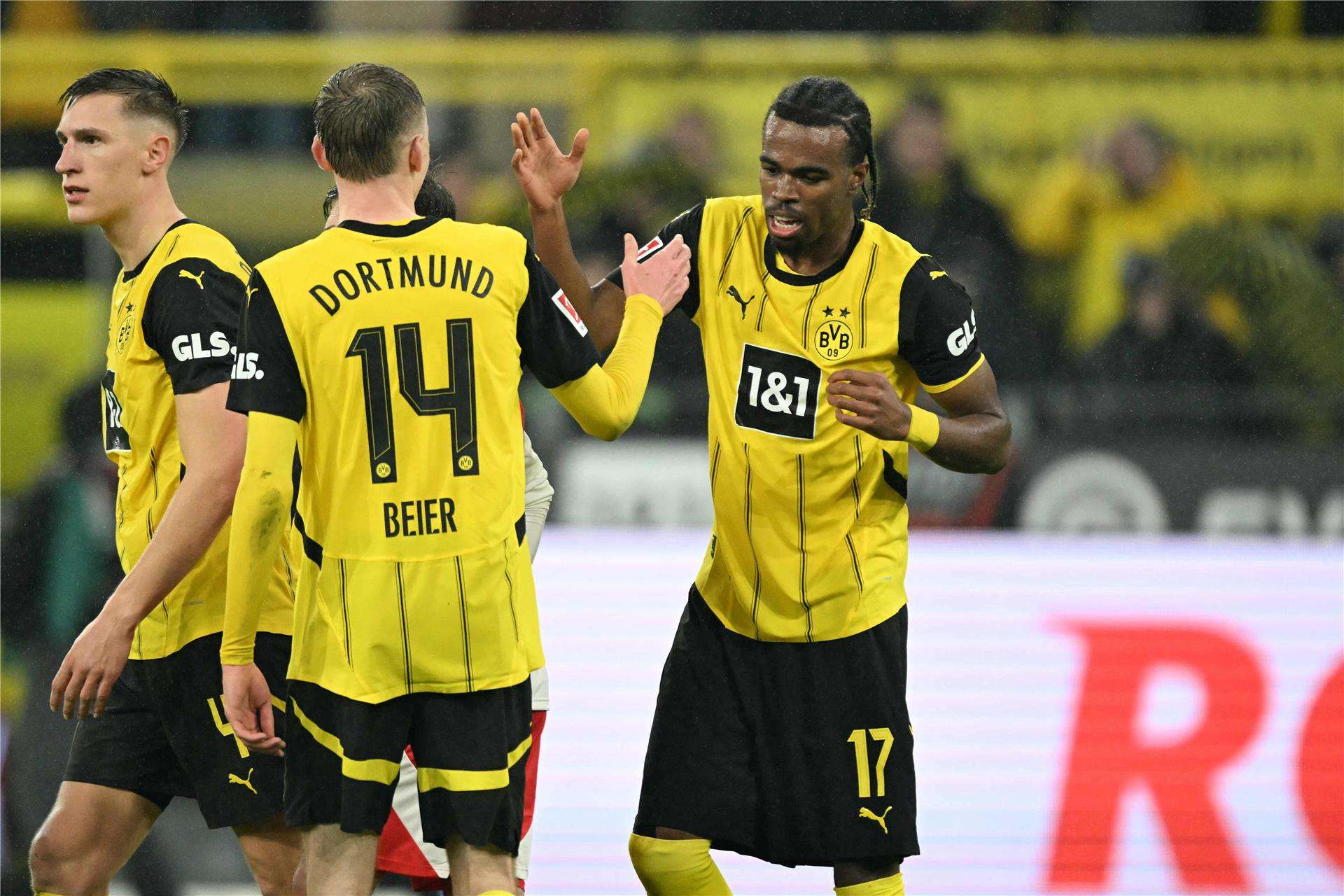 لاعبو بوروسيا دورتموند