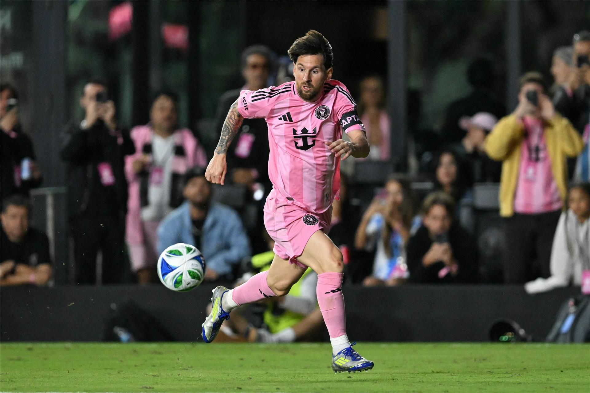 ليونيل ميسي