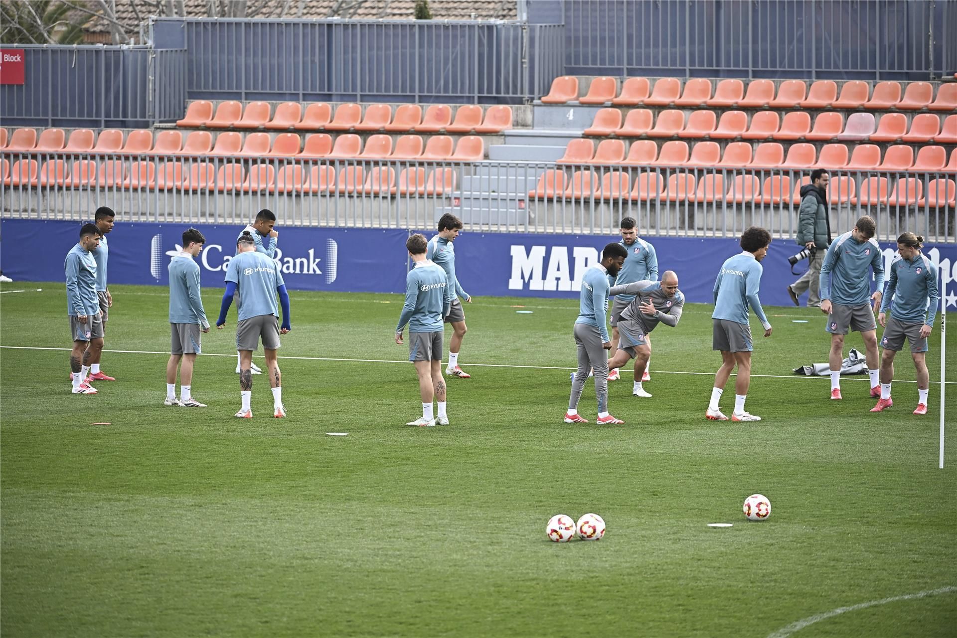 لاعبو أتلتيكو مدريد