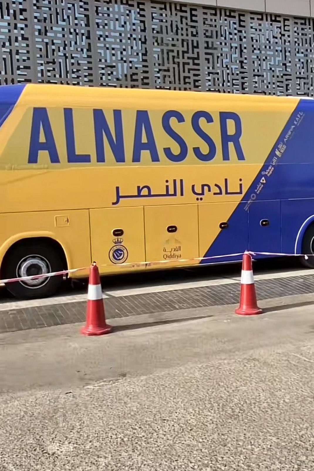 nassr bus