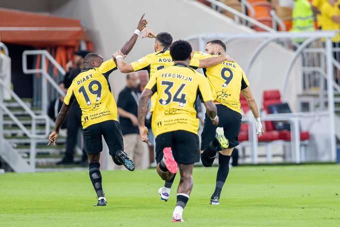 لاعبو اتحاد جدة