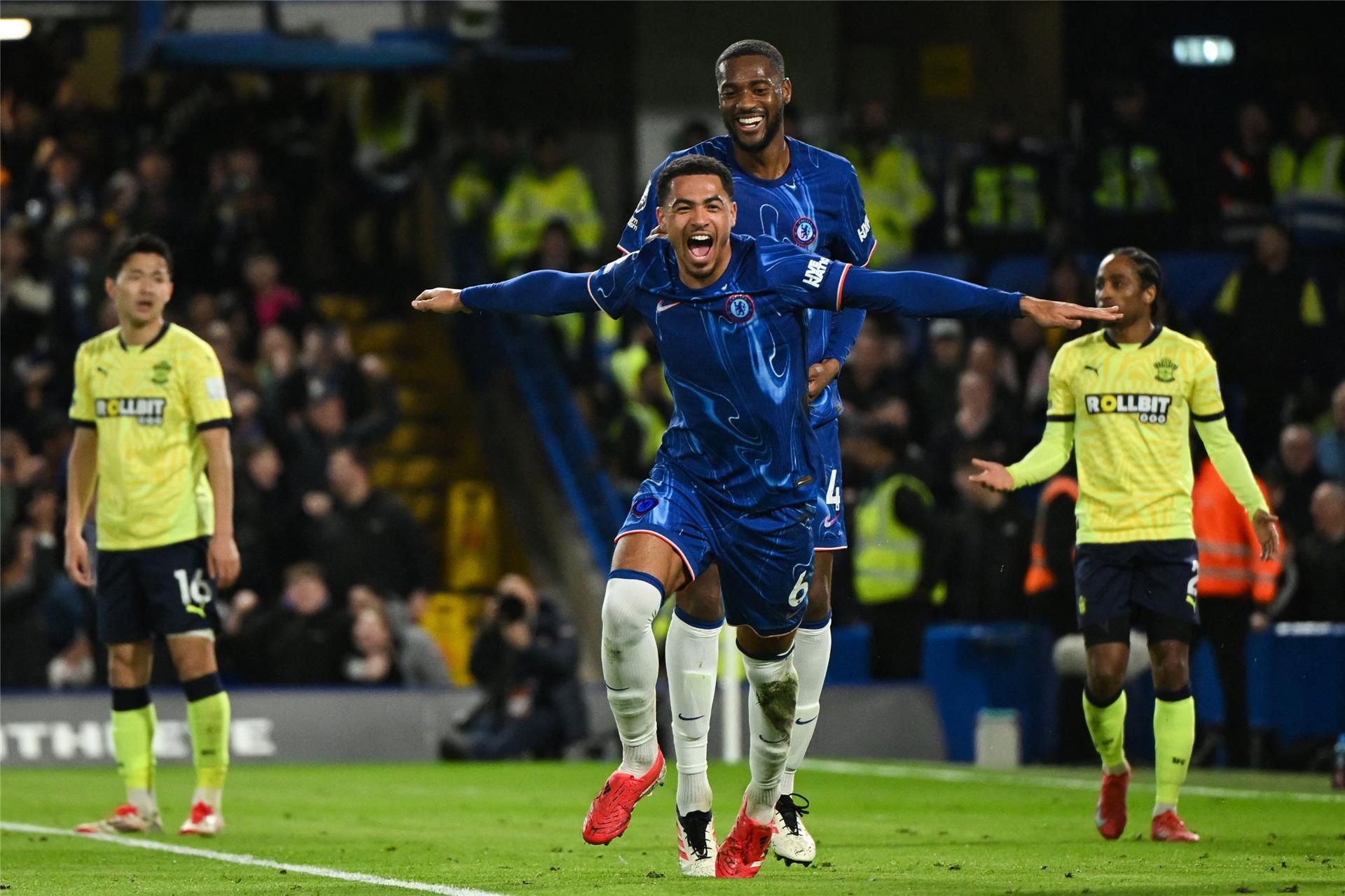 ليفي كولويل