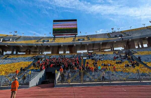 جماهير الأهلي في المدرجات