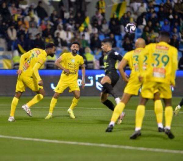 من مباراة الخليج واتحاد جدة