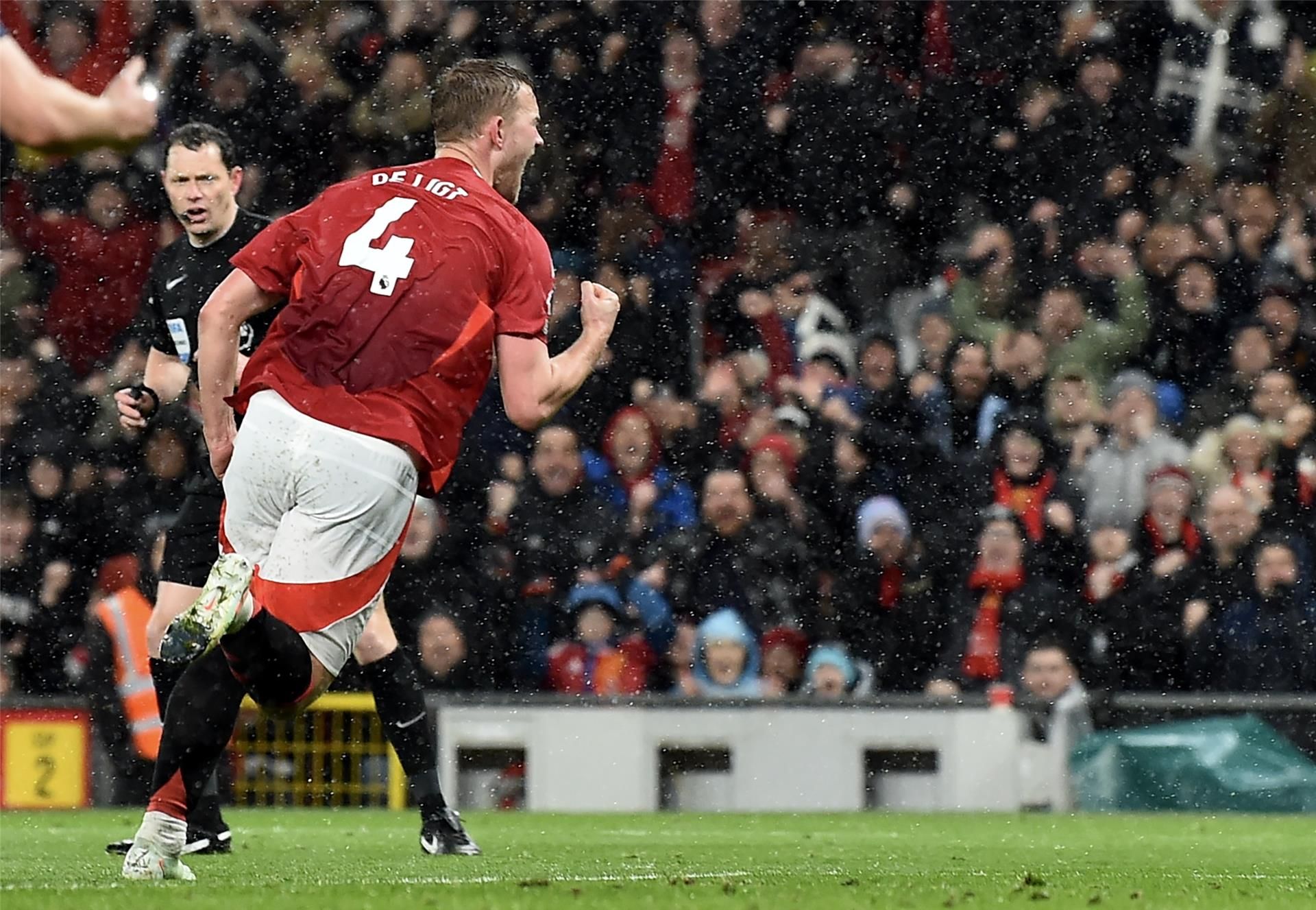 ماتياس دي ليخت