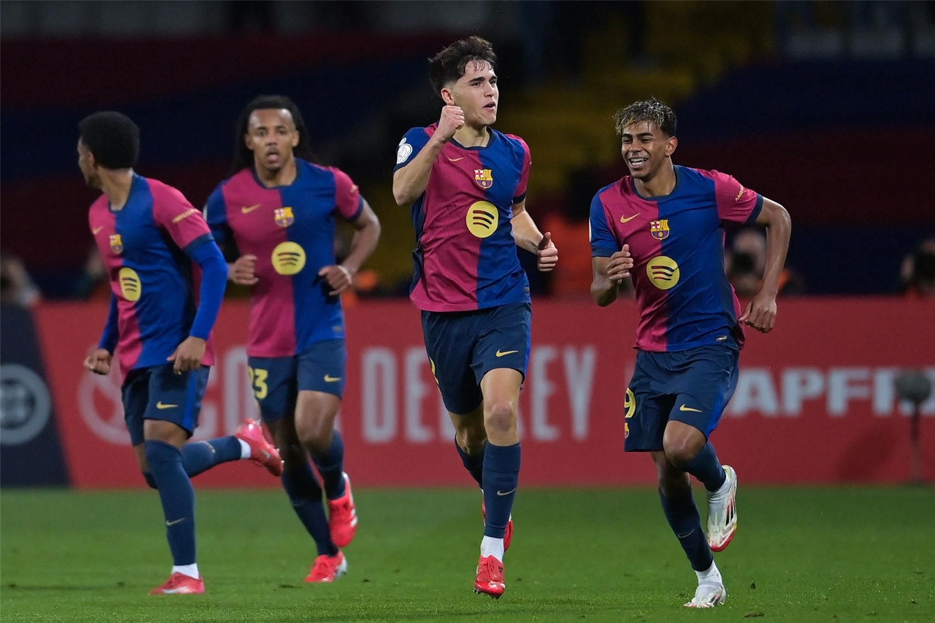 لاعبو برشلونة