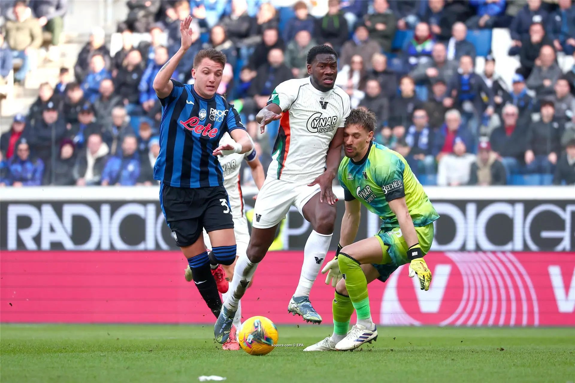 ?i=epa%2fsoccer%2f2025-03%2f2025-03-01%2f2025-03-01-11932272_epa