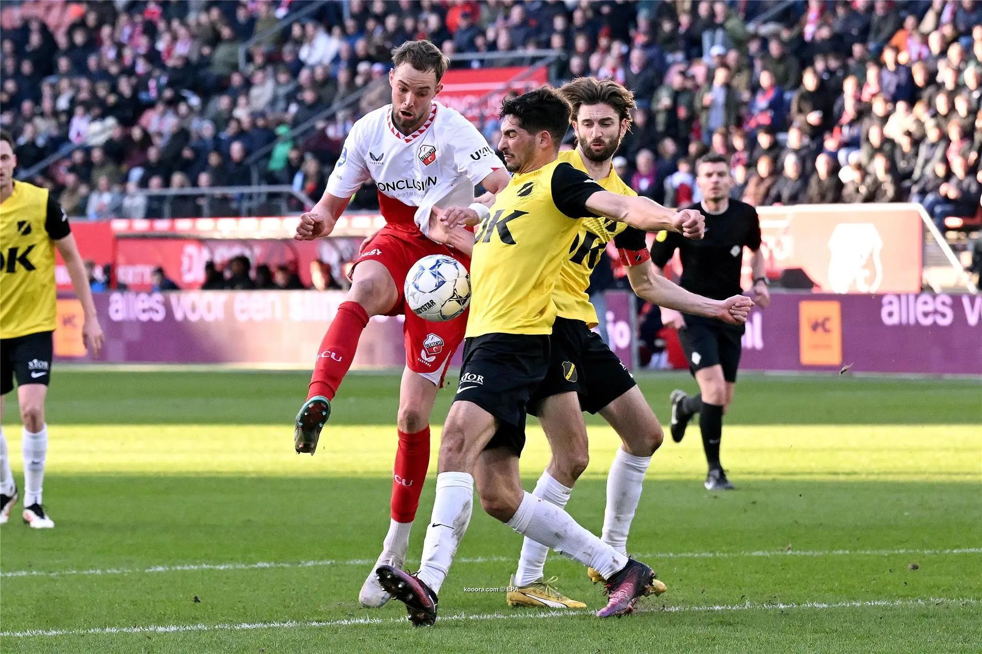 ?i=epa%2fsoccer%2f2025-03%2f2025-03-01%2f2025-03-01-11932579_epa