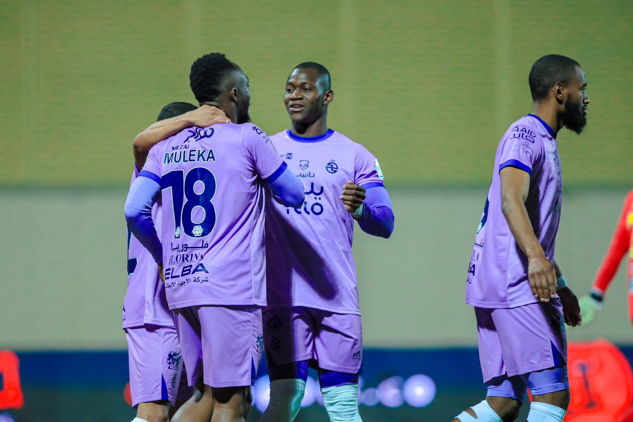 لاعبو الخلود