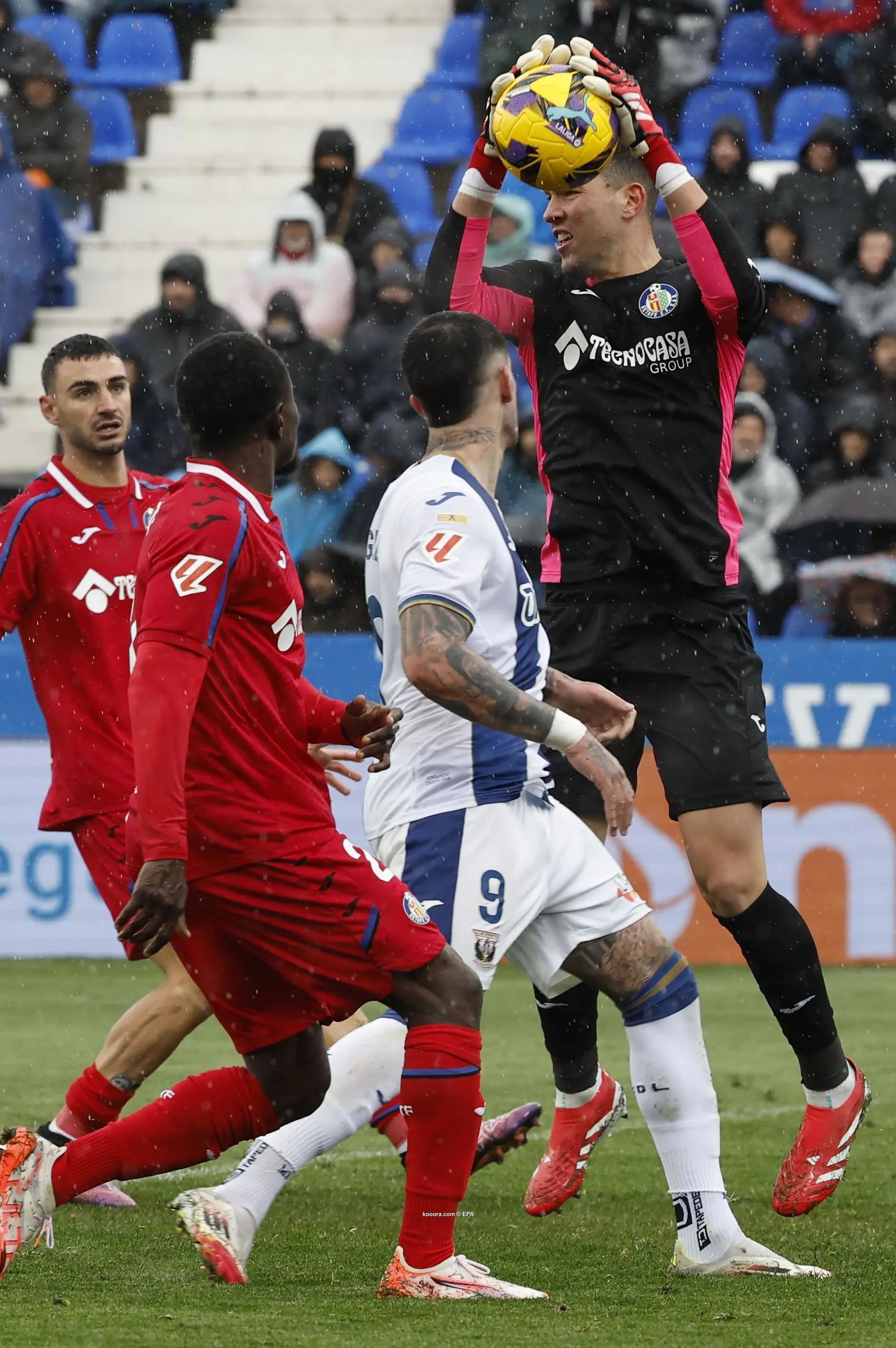 ?i=albums%2fmatches%2f2991429%2f2025-03-02-11934788_epa