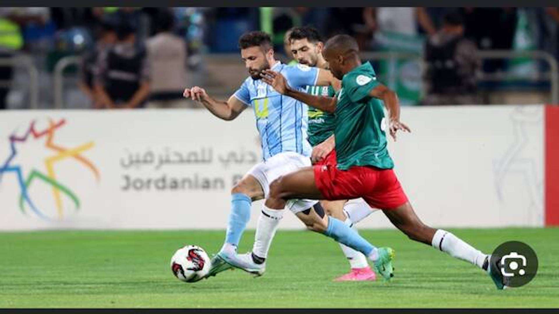 لقاء سابق بين الفريقين