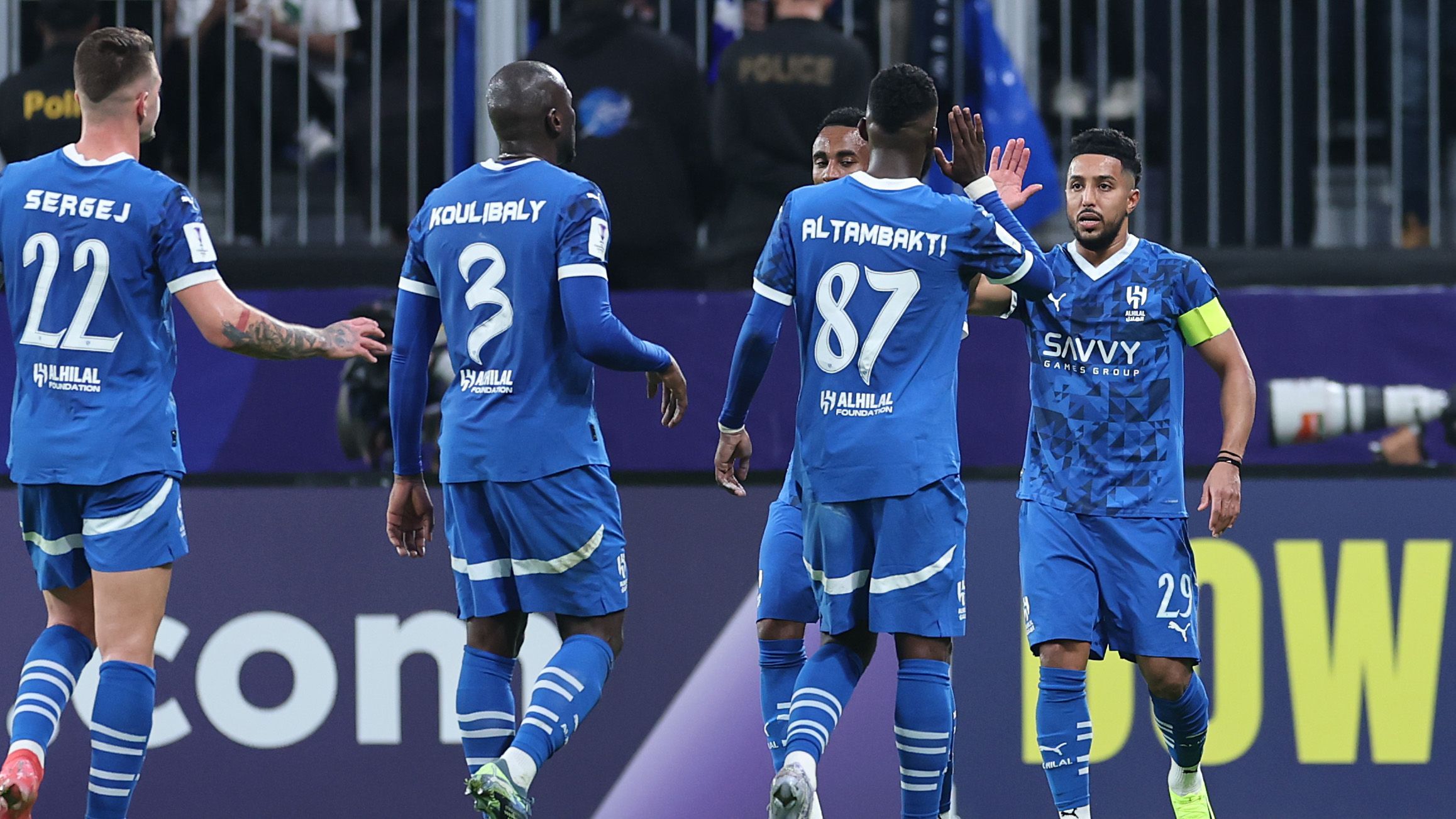 لاعبو الهلال