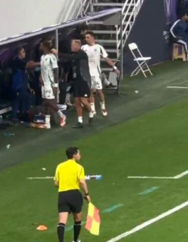 %D9%81%D9%8A%D8%AC%D8%A7%202