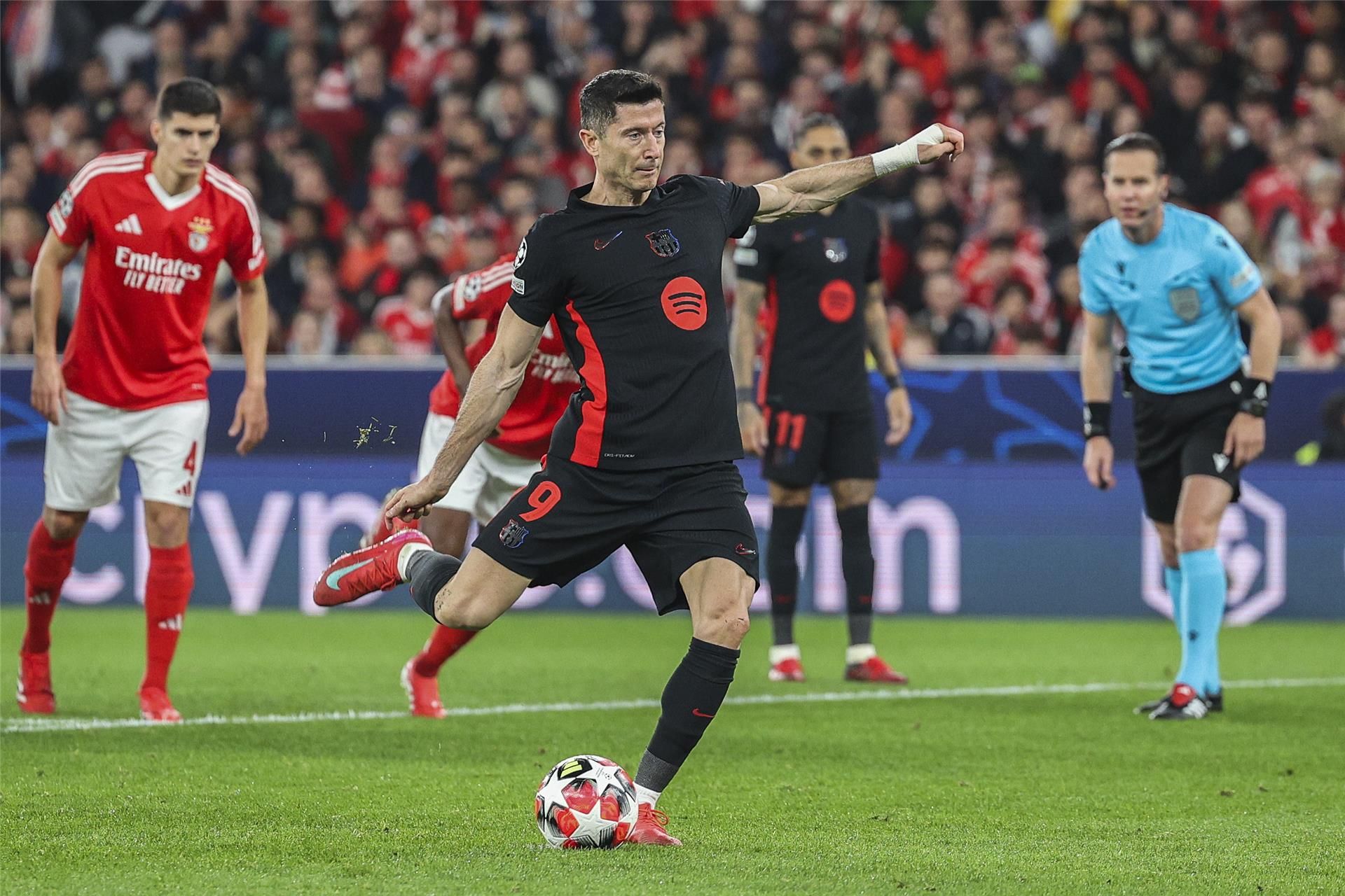 من لقاء سابق بين الفريقين