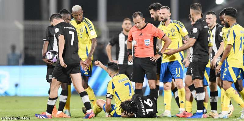 لقاء سابق بين الفريقين