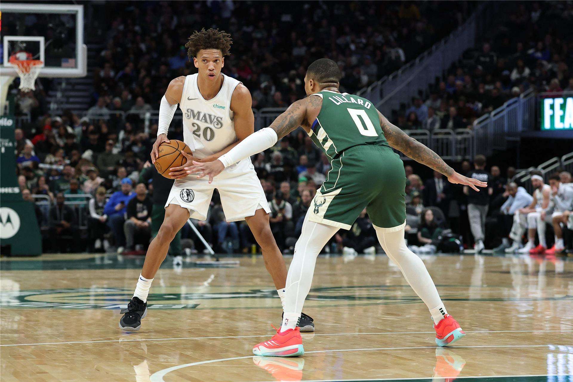 من مباراة ميلواكي بكس ودالاس مافريكس