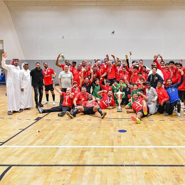 شباب الأهلي