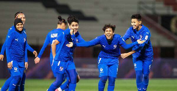 من انتصار نيوم على الرياض