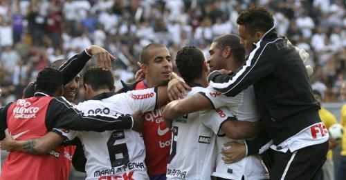 2011-11-20t213247z_01_pw04_rtridsp_3_soccer-latam-brazil_reuters