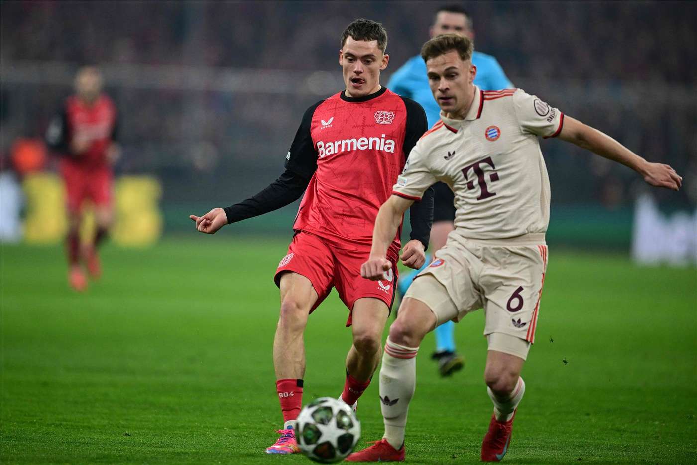 لقاء سابق بين الفريقين