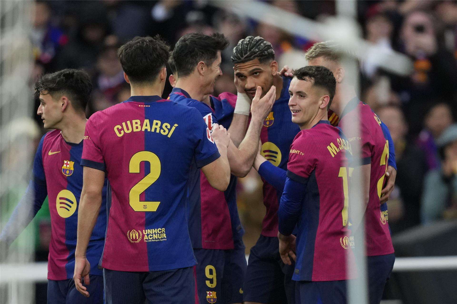 لاعبو برشلونة