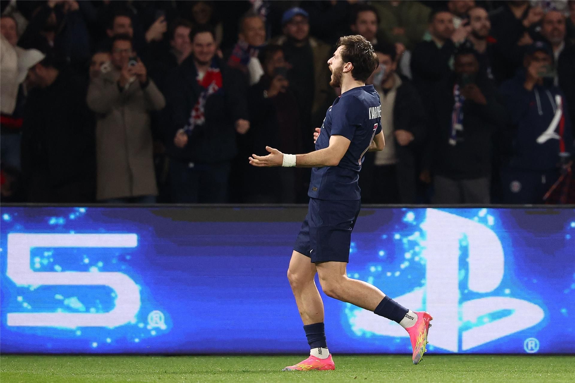 خفيتشا كفاراتسخيليا