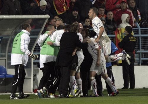 2011-11-15t214526z_01_imp11_rtridsp_3_soccer-euro_reuters