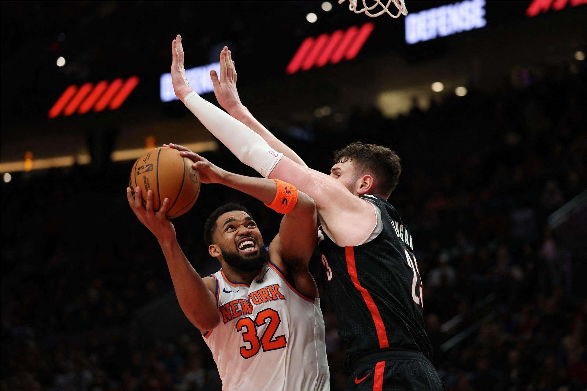 من مباراة نيويورك نيكس وبورتلاند ترايل بليزرز