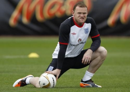 2011-10-13t180105z_01_edy15_rtridsp_3_soccer-england-rooney_reuters