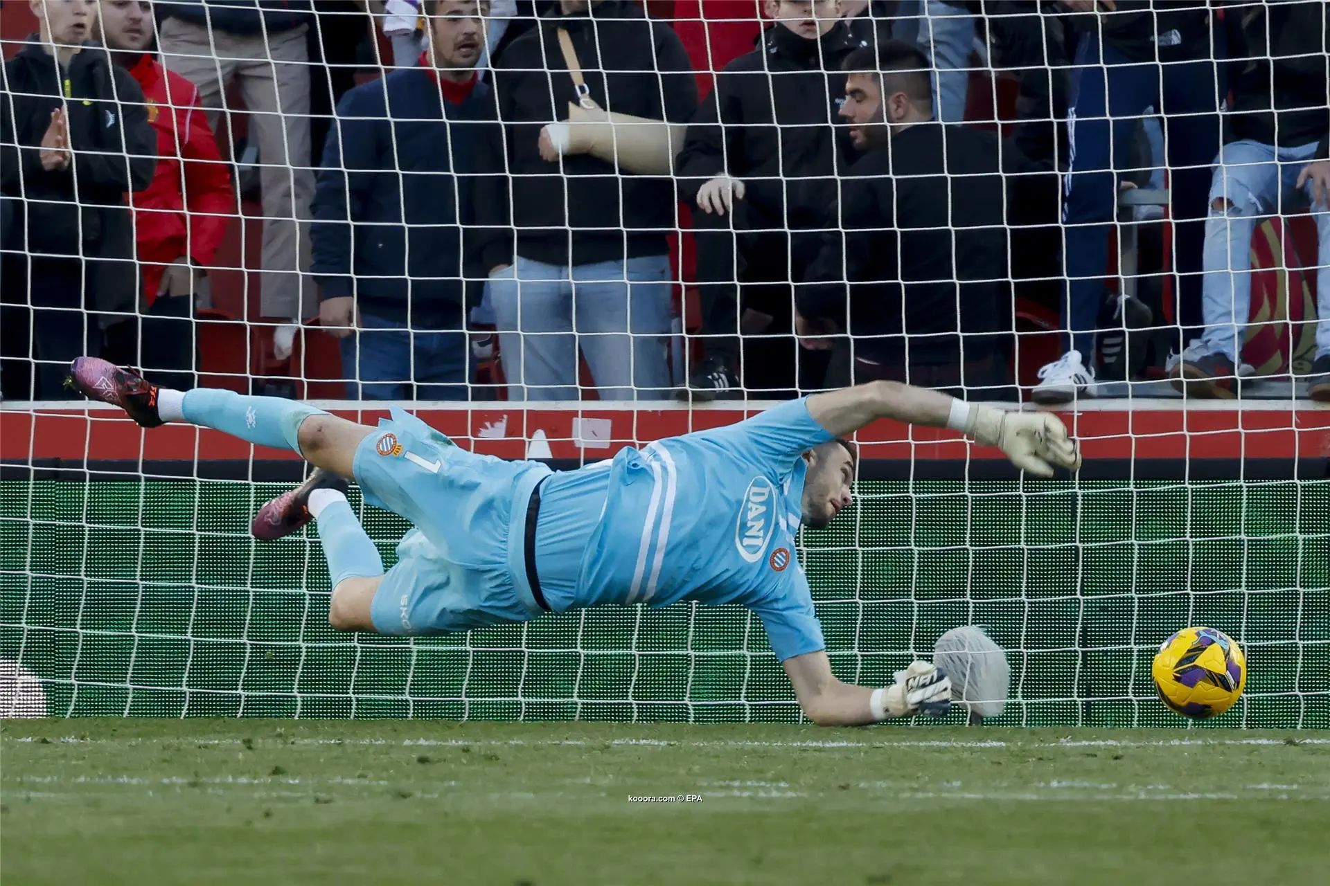 ?i=epa%2fsoccer%2f2025-03%2f2025-03-15%2f2025-03-15-11966462_epa