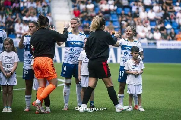 ?i=corr%2f559%2fkoo_559609