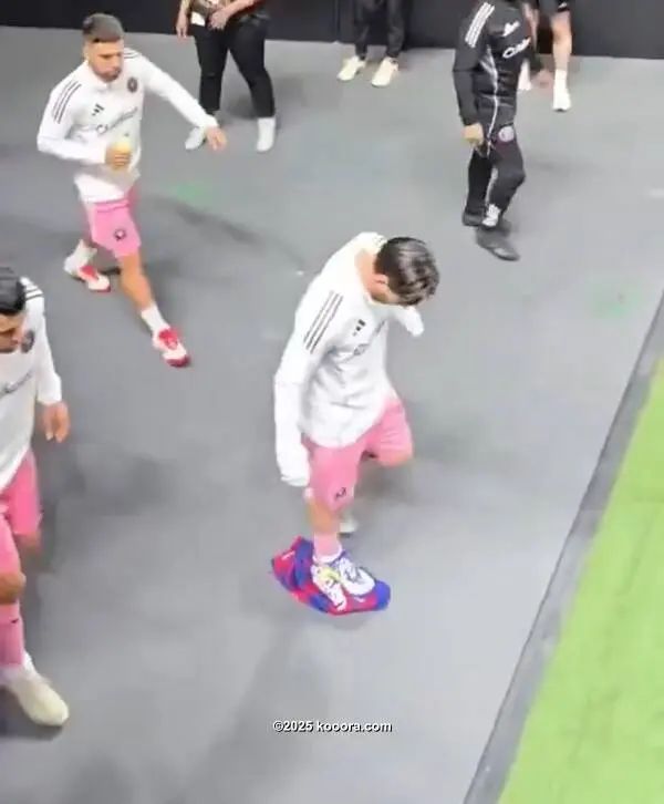 ?i=corr%2f559%2fkoo_559764