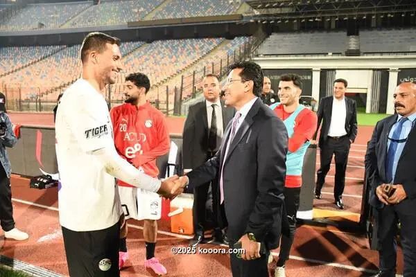 ?i=corr%2f559%2fkoo_559823