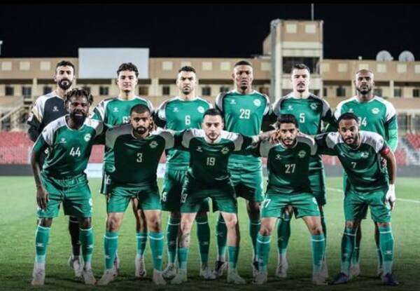 لاعبو فريق البحرين